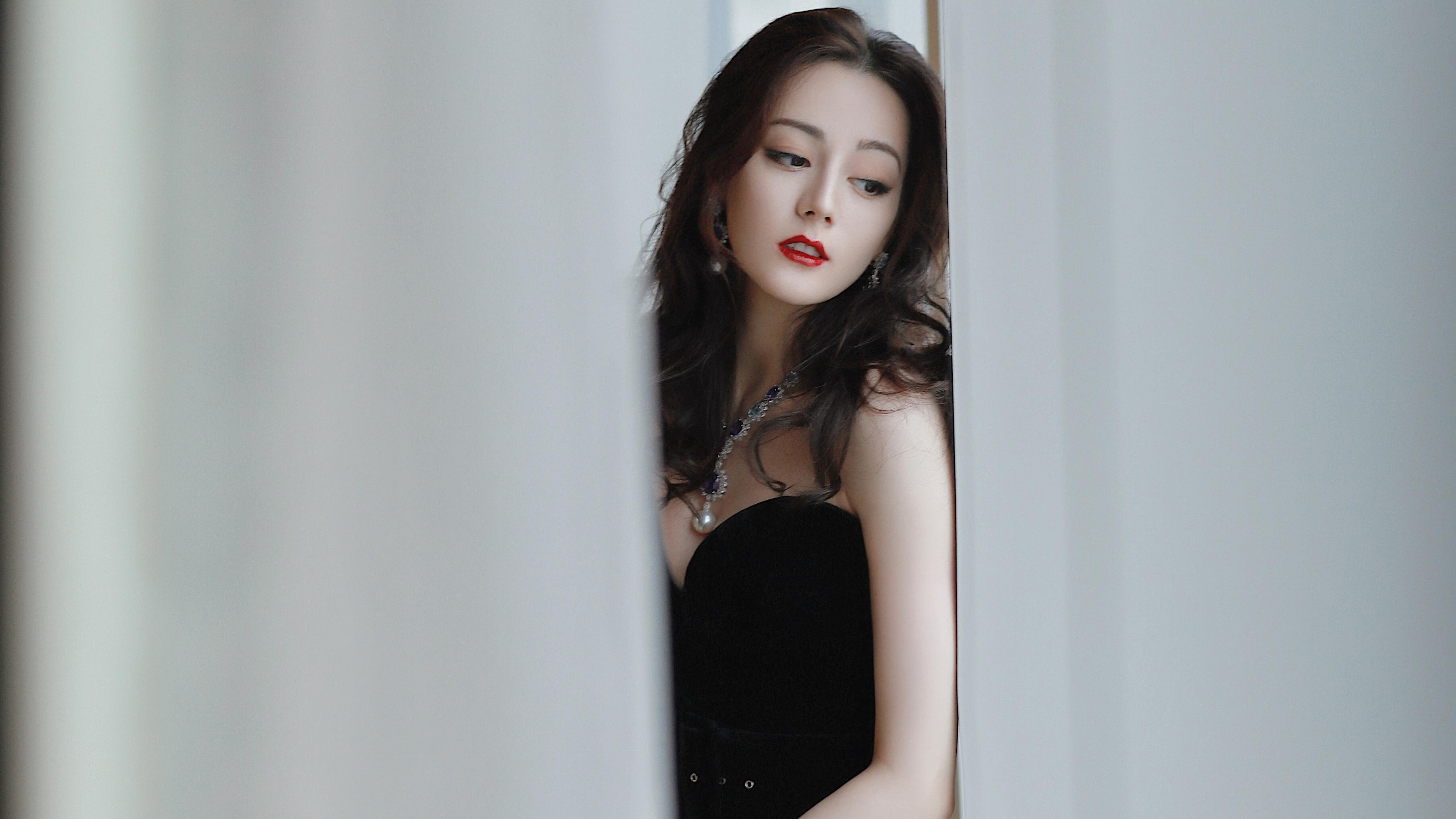 开云体育下载网址-切尔西女足年轻球员突破表现，切尔西女足年轻球员突破表现图片