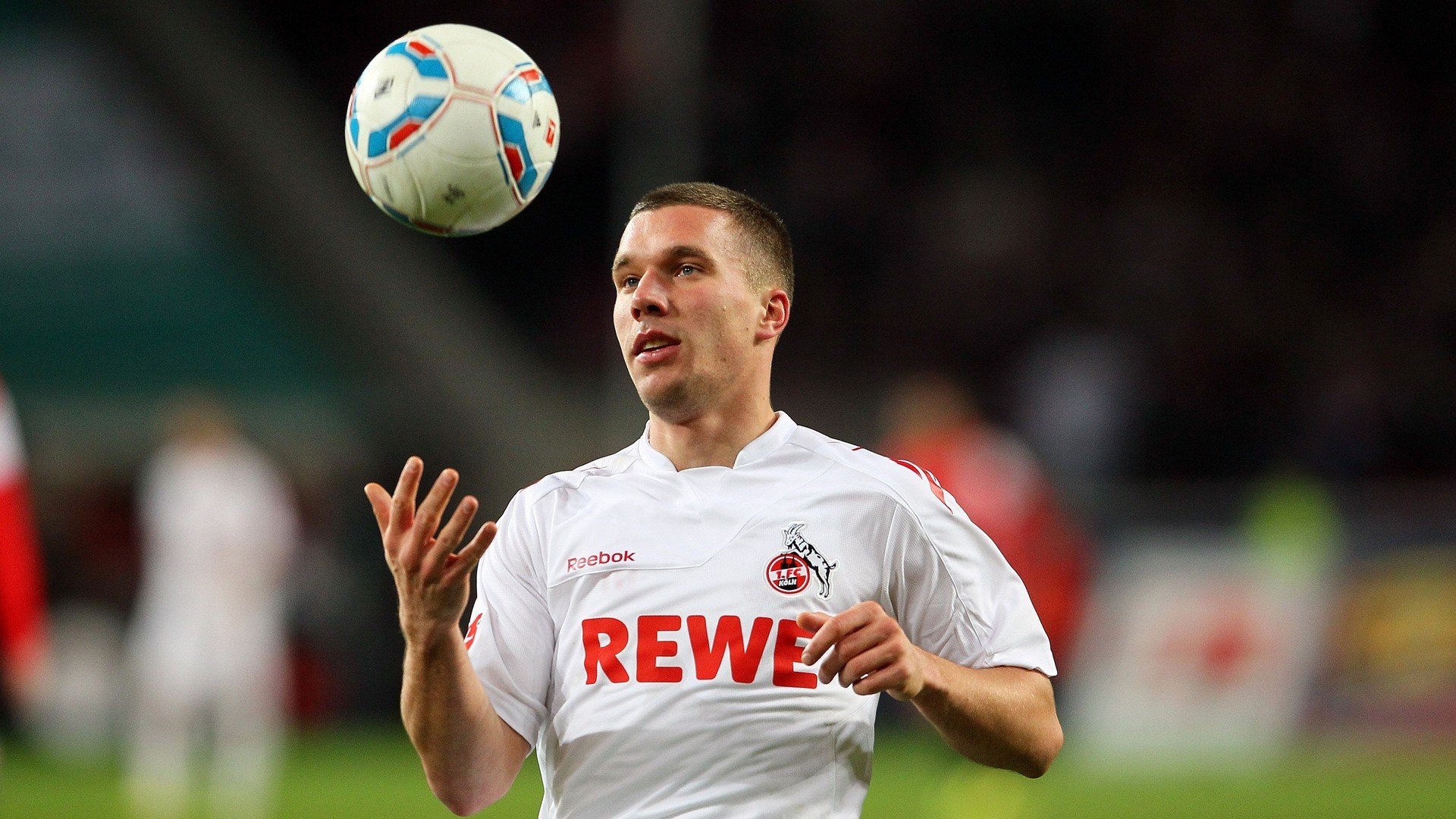 伊朗队前锋洛佩斯在巴黎奥运会上表现出色,奥运伊朗男排